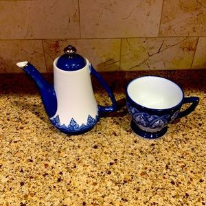Vintage The Bombay Company Teapot and Tea Cup for OneCobalt Tile Blue and white